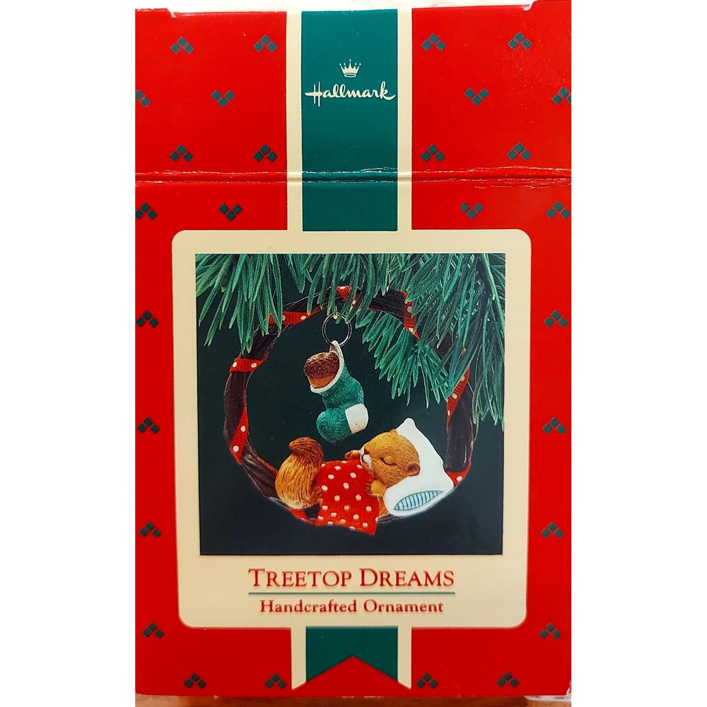 Vintage 1987 Hallmark Keepsake Treetop Dreams Squirrel Wreath Ornament Boxed